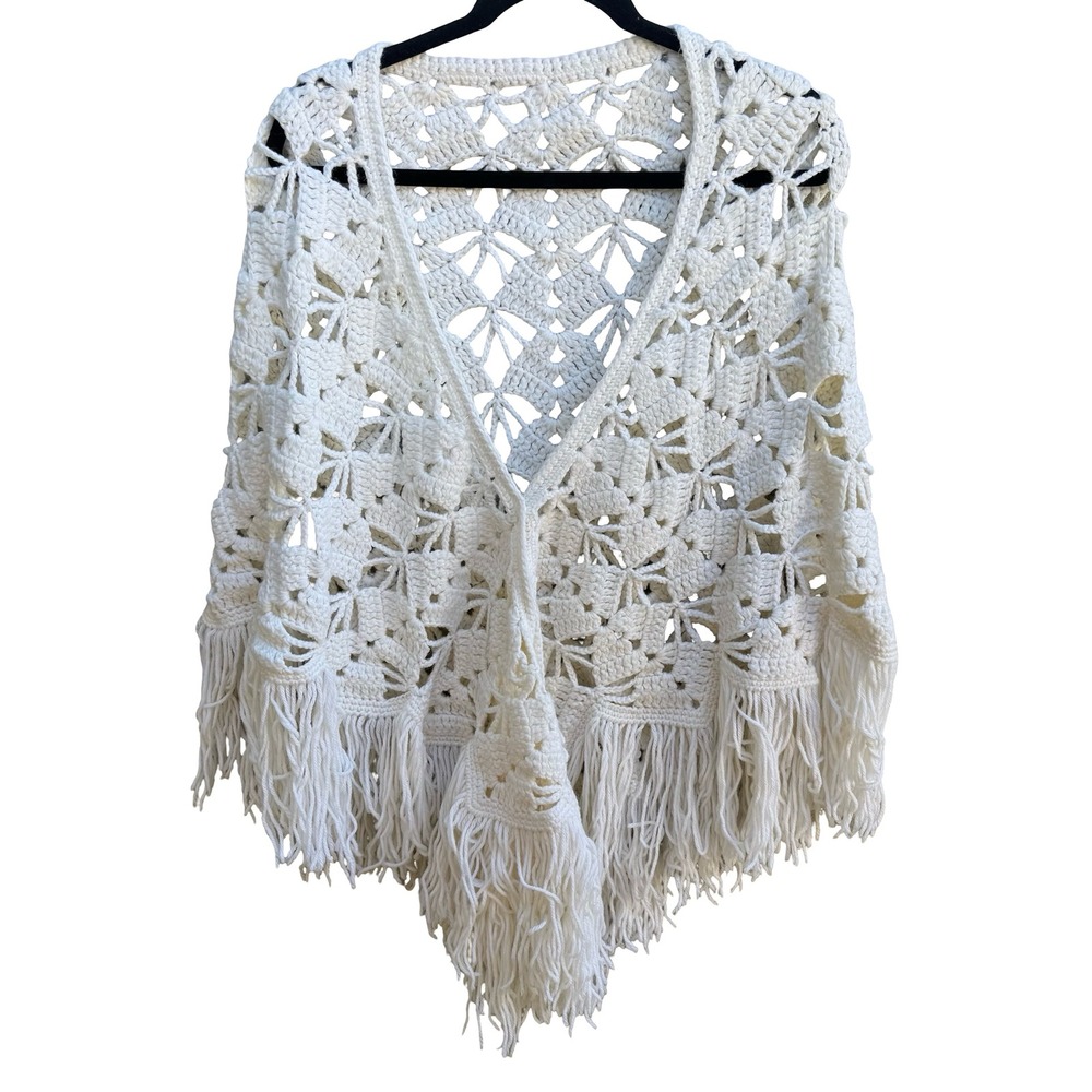Vintage Handmade Boho Festival Coastal Cottagecore Crochet Fringe Shawl Wrap OS